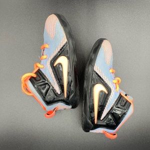 Lebron 12 Aluminum/Sunset Glow/Black/Hot Lava